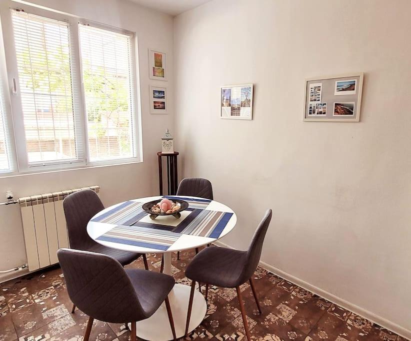 Plovdiv Top Center 2 Bdrm Apartment, 5Min From Central Square & Garden, Free Parking Eksteriør billede